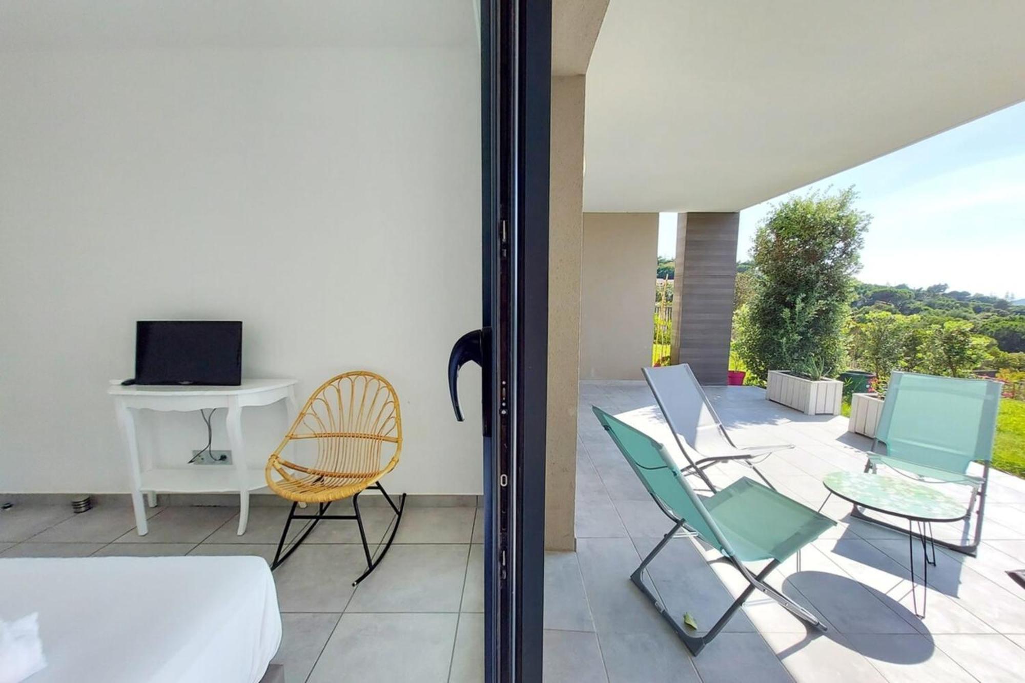 Kiara - Beach By Foot Terrace Isolella - By Tgb Pietrosella Exterior photo